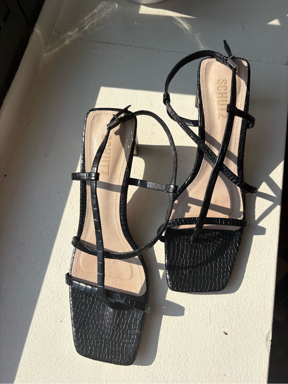 SCHUTZ Black Strappy Square-Toe Sandals With Thong Toe
